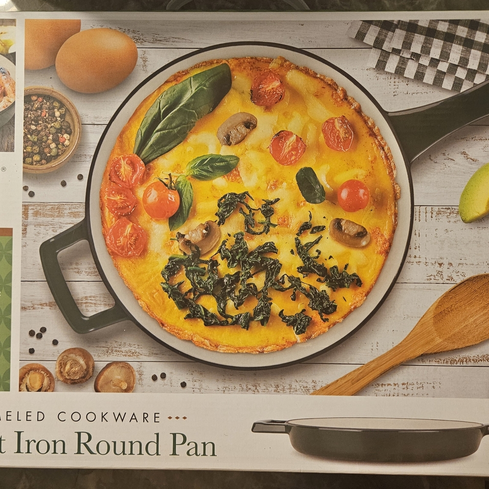 Enameled Cast Iron Round Pan - Green BRAND NEW IN THE BOX